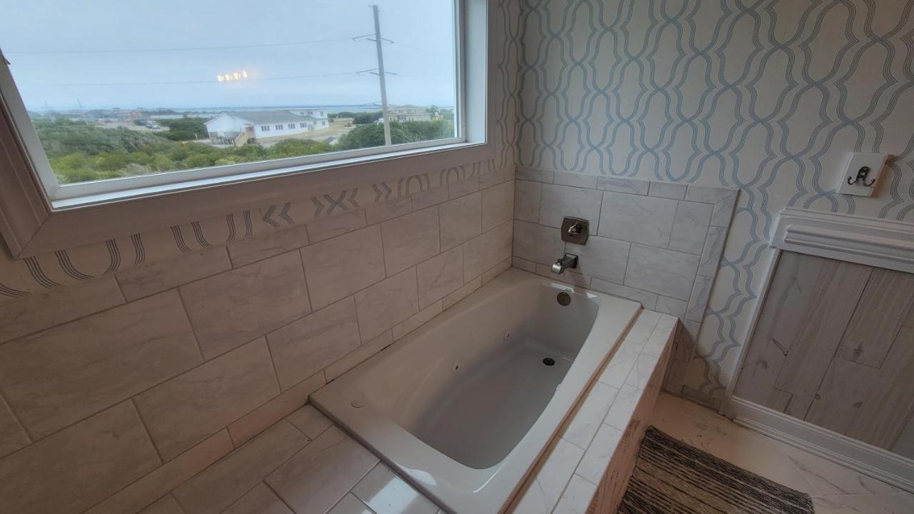 8018 Rd, Semi-oceanfront, Pool/hot Tub *