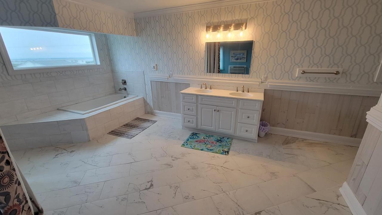 8018 Rd, Semi-oceanfront, Pool/hot Tub Holiday home *