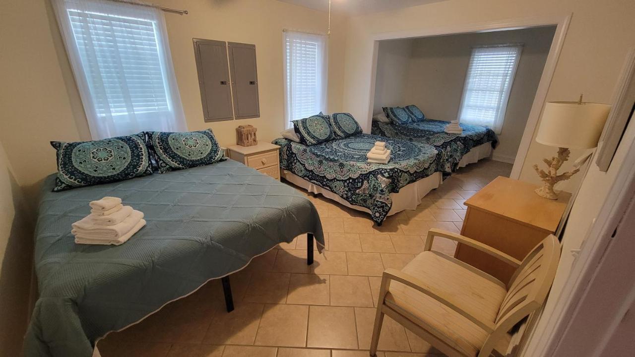 8018 Rd, Semi-oceanfront, Pool/hot Tub Nags Head